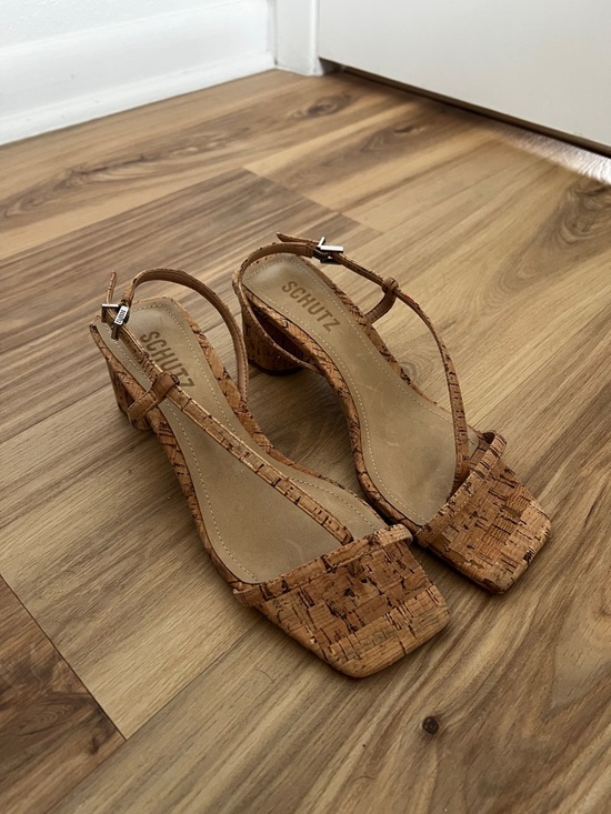SCHUTZ Shoes - SCHUTZ Heloise Cork-Textured Tan Slingback Block Heel Sandals